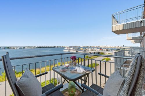 Apartment with Sea View image 7