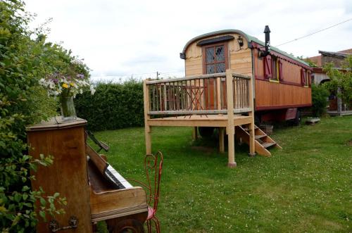 入口, 拉魯羅特的拉菲酒店 (La Roulotte de la Fay) in 東皮埃爾萊索爾梅