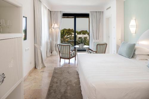 room detail thumbnail 0