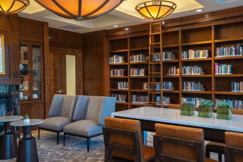 Hyatt Regency Coralville - image 7