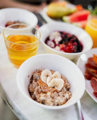 อาหารและเครื่องดื่ม, Hotel Emilia in แฮมีนลินนา