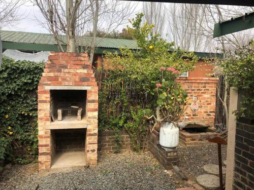 Garden Room At Schilbach House