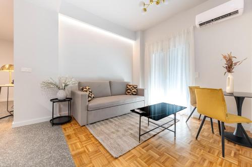 Phaedrus Living: Luxury Flat Panormou, Atenas