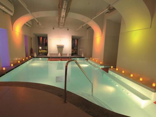 Swimming pool, Montaldo Castle & Resort in Montaldo Torinese