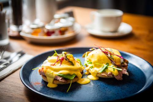 The Falcon Hotel - image 4