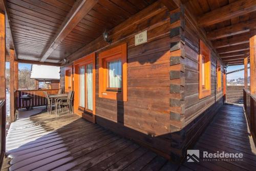 Chata Ellas in มาลาตินี