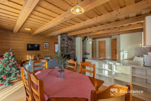 Chata Ellas in มาลาตินี