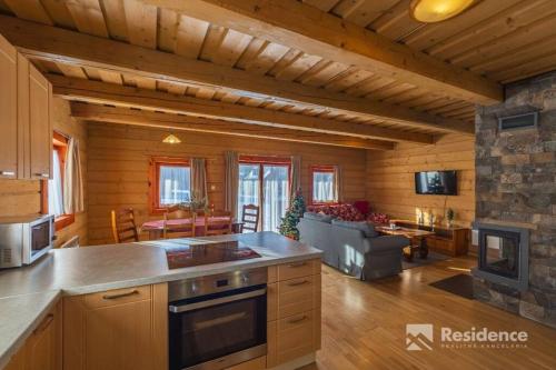 Chata Ellas in มาลาตินี