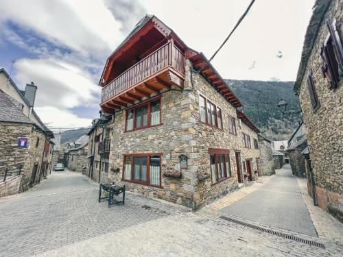 Chalet Aranés PRUEDO en Garos By Casas Aranesas J Antes