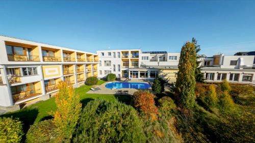 Viesnīcas āriene, Lázeňský a Wellness hotel NIVAMARE (Lazensky a Wellness hotel NIVAMARE) in Pozlovice