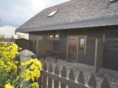 Cottage in Cisowo with garden