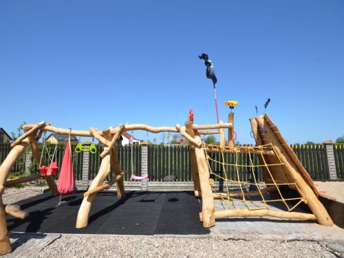 Cottage in Cisowo with garden