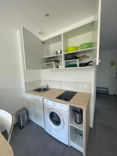 Studio meuble Kenaya 29m2. in Etienne-du-Rouvray