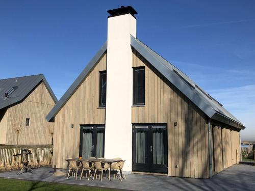 Villa Oesterdam Comfort Extra 8 persons – khách sạn tại Sint Maartensdijk