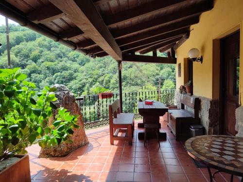 Hotel Doña Gaudiosa in Pola de Lena