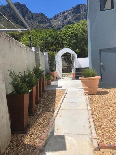 Camps Bay Blue Self-Catering Studios