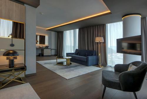 480512737 Grand Plaza Hotel & Congress Center