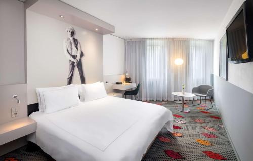 PARK PLAZA BERLIN - image 4