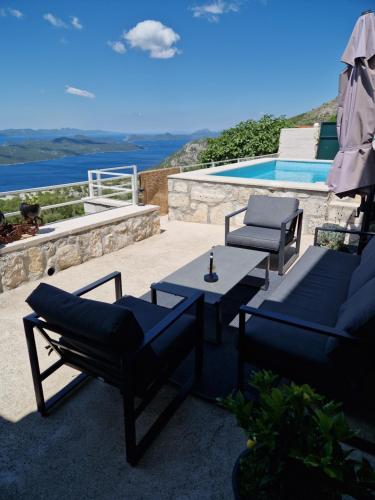 Balkons/terase, Amber's Place: cosy house with pool and sea views in Brsecine
