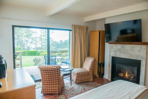 Inn at Buckhorn Cove - main image