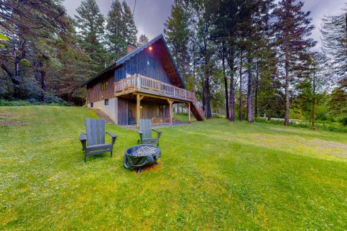 Tumblehome Cabin - Chalet - Rangeley