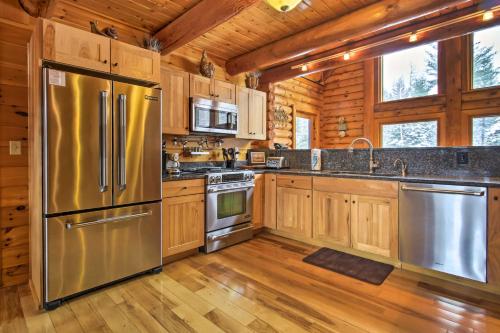 Trailside Luxury Twin Mountain Cabin on 5 Acres! - image 10
