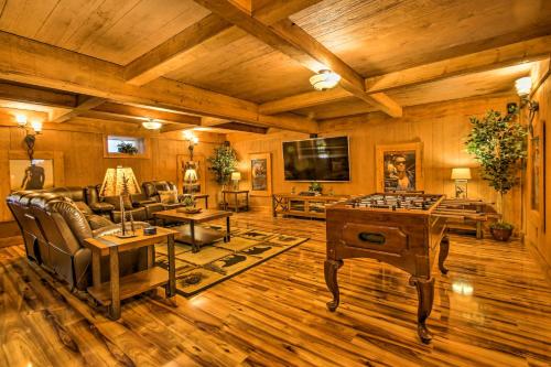 Trailside Luxury Twin Mountain Cabin on 5 Acres! - image 11