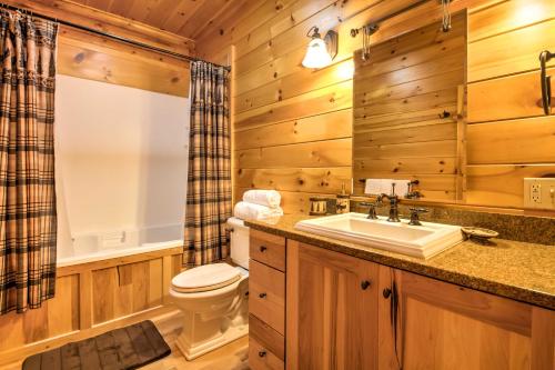 Trailside Luxury Twin Mountain Cabin on 5 Acres! - image 8
