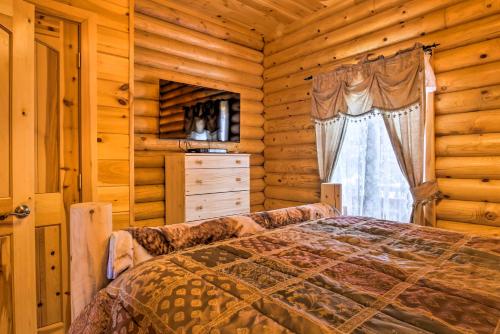Trailside Luxury Twin Mountain Cabin on 5 Acres! - image 2