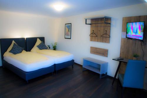 room detail thumbnail 0