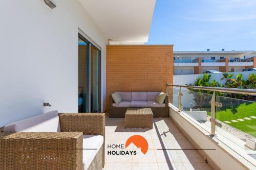 #154 Vila Branca by HomeHolidays