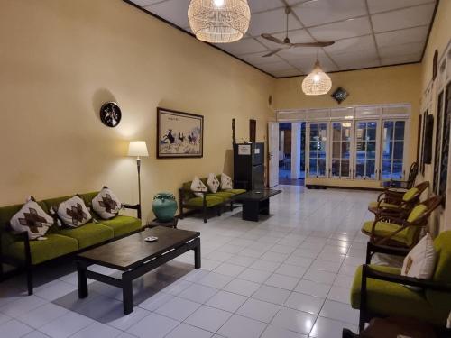Banana Homestay Prawirodirjan - Kraton