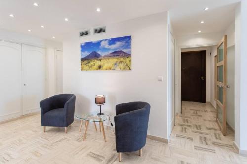 L43 Suite Maurice sea view 6Pax/Terrace,Parking,AC in Saint-Laurent-du-Var