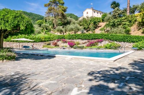  Piana di Solaro Modern Flat & Swimming Pool, Unterkunft in Lerici