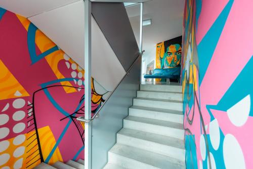 Snooze Hotel - image 8