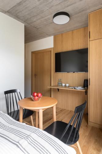 Standard Double or Twin Room image 10