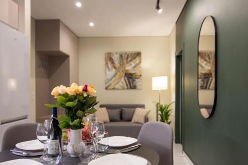 Luxury 2 bedroom apt in Athens center, Athènes