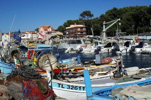 Plage des Sablettes -St Mandrier Maison du Pécheur - Location saisonnière - La Seyne-sur-Mer