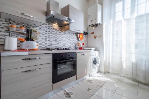  Migliarina Station Comfy Apt w/ Balcony in La Spezia