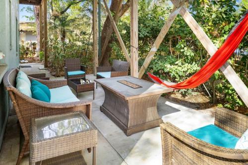 Sarasota Bungalow 10 Minutes from Siesta Beach
