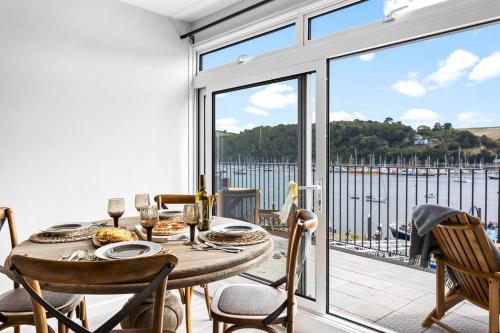 Harbourside 3 - Luxury Riverside Apartment, Dartmouth (Foto 9)
