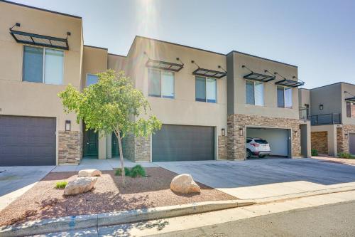 Moab Vacation Rental Pool and Hot Tub Access! in Moab, USA