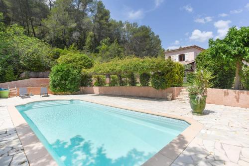 Belle villa avec piscine aux Arcs