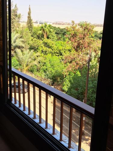 B&B Kairo - Panorama apartment with a charming view of Cairo International Airport All the apt for you with free airport pick up or drop off limousine شقة بانوراما بإطلالة ساحرة على مطار القاهرة الدولي - Bed and Breakfast Kairo