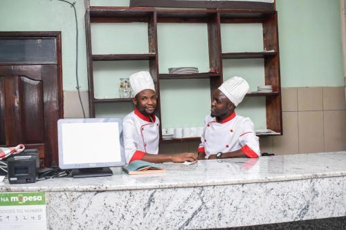 Kitchen, GLAMOUR APOLLO HOTEL in Bungoma