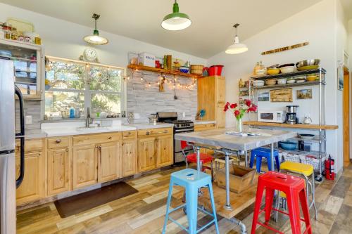 Mountain Getaway in Como with Deck Grill and Chill! in Bordenville, USA
