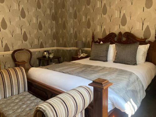 Saracens Head Hotel by Greene King Inns in Towcester