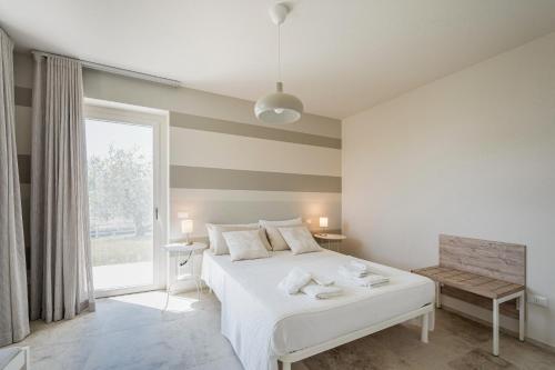 Villa Amore di Ada - Modern Design Villa - AirCo, Private Pool & Near The Beach - Tap to explore photos