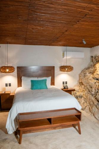480586340 Puerta del Cielo Hotel Origen