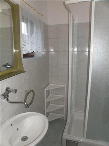 Jelena Apartment - image 5